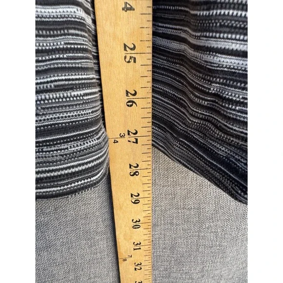 LULULEMON Cool‎ Racerback Tank 6/8 Cut Back Stripe Linen White Black - Picture 3 of 4